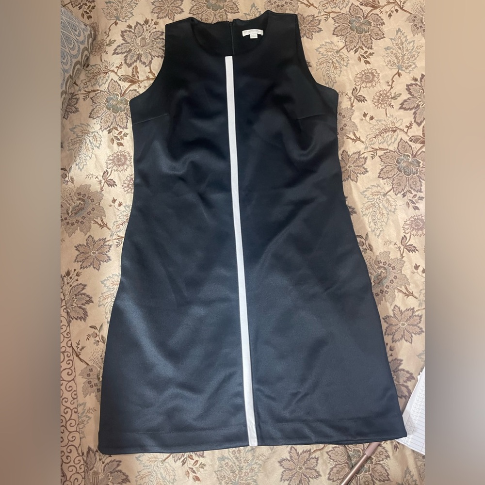 New York & Company Polyes Striped Dress size M